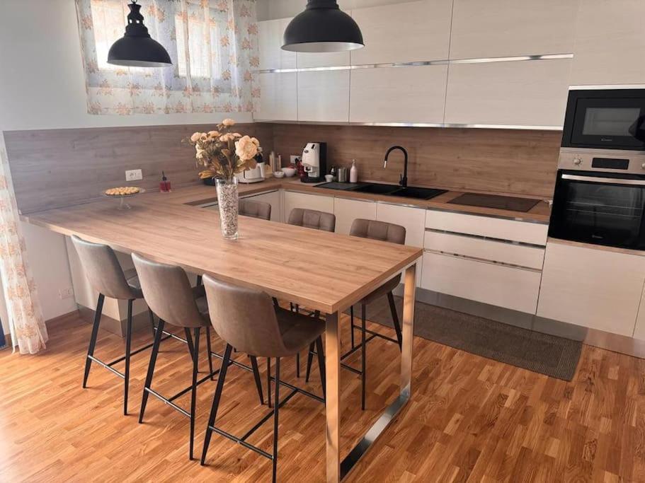 La Maison De Monique Policoro Kültér fotó