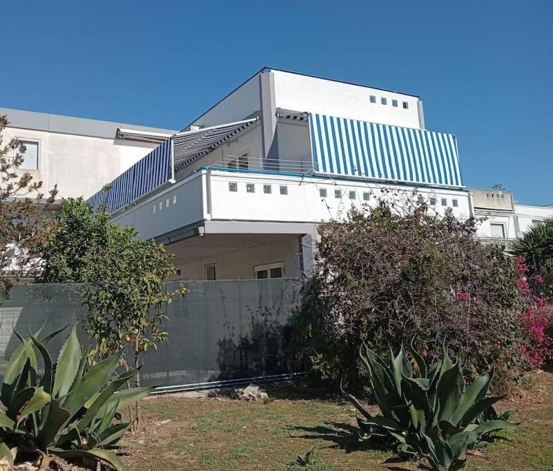 La Maison De Monique Policoro Kültér fotó